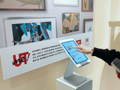 走进正在上海张园举行的 2025 春夏展会看本季优